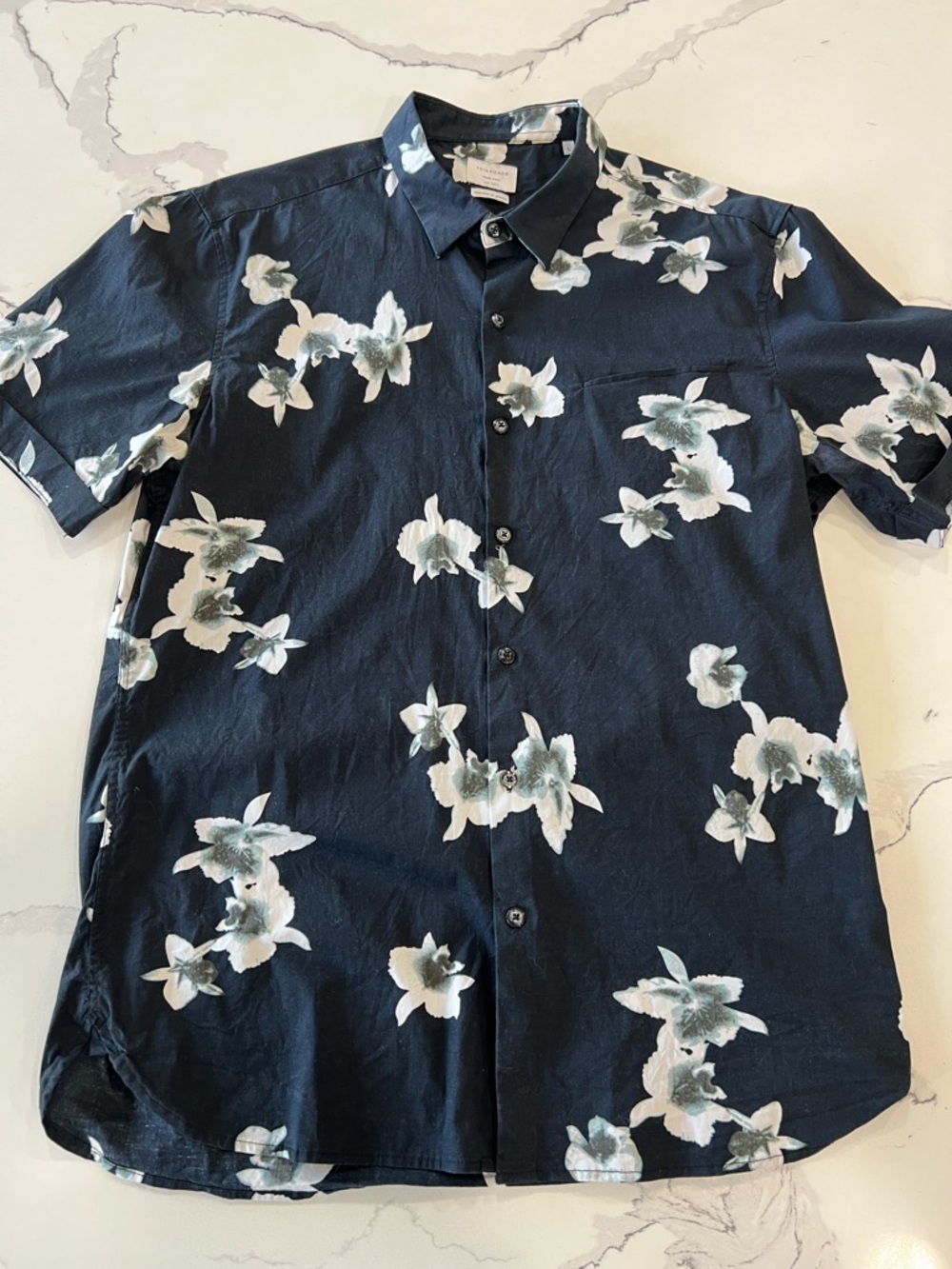 7 Diamonds Short-Sleeve Button-Down Shirt